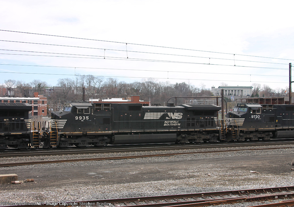 Westbound mixed freight